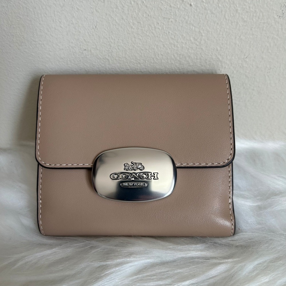 Coach‎ Eliza Taupe Leather Small Wallet New With Tags CP254